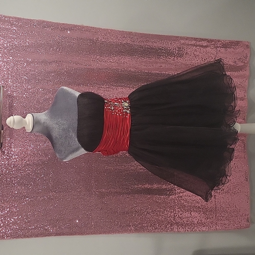 Dress for homecoming, prom, and special events.